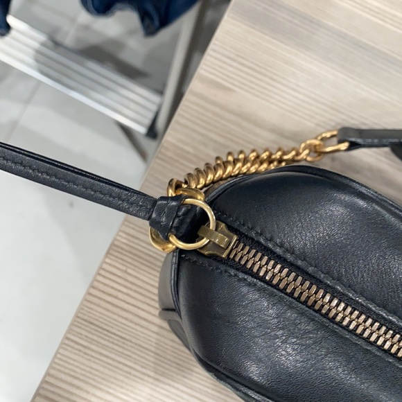 Gucci Mormont - Picture 9 of 17